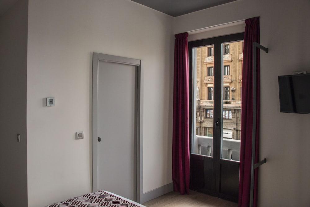 Hostal Juliette-Gran Via มาดริด ภายนอก รูปภาพ