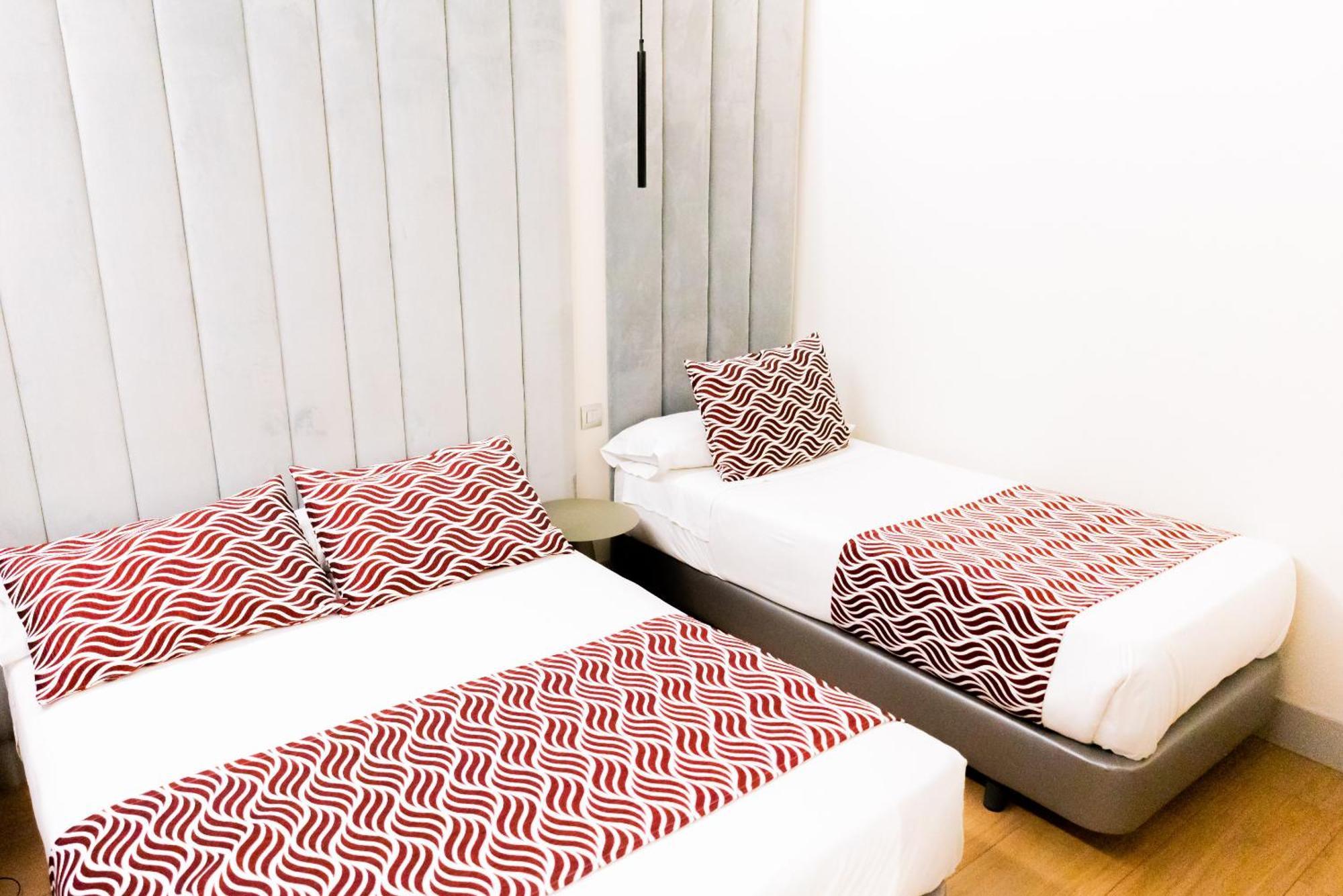 Hostal Juliette-Gran Via มาดริด ภายนอก รูปภาพ